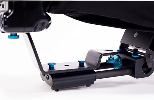 Miniatura 4 de Sistema de teleprompter móvil  Construcción de fibra de carbono y aluminio  Capucha de nailon y visera antirreflejo  Vidrio divisor de haz diagonal