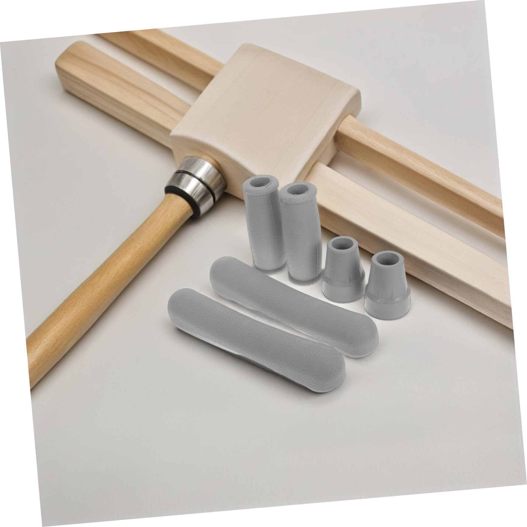 4 Set Kit per Stampelle con Cuscinetti Sottoascellari Regolabili Impugnature Ergonomiche Antiscivolo e Puntali in Gomma per Bastoni da Passeggio Supporto Confortevole e Stabilità