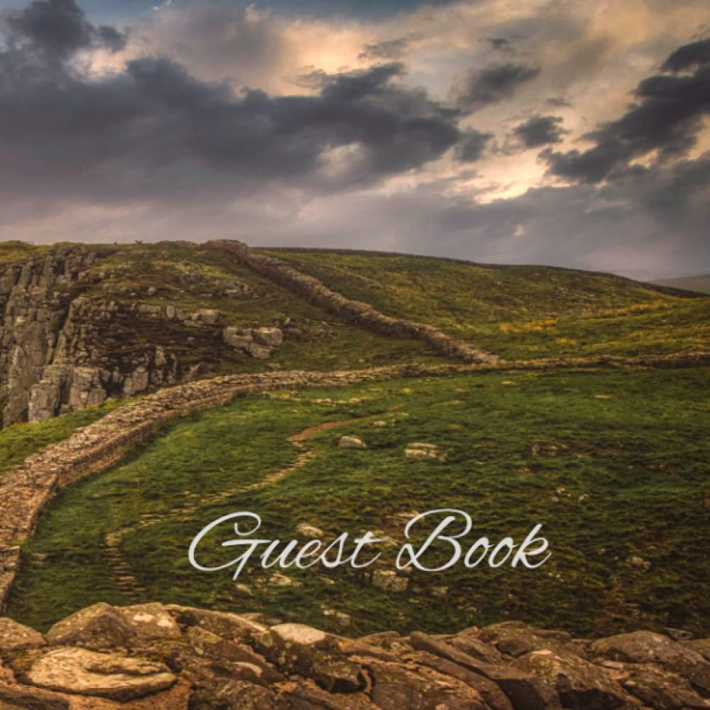 Guest Book: Perfect for Holidays Lets, Guest Houses, Vacation Homes, Bed & Breakfast or Visitors Book.