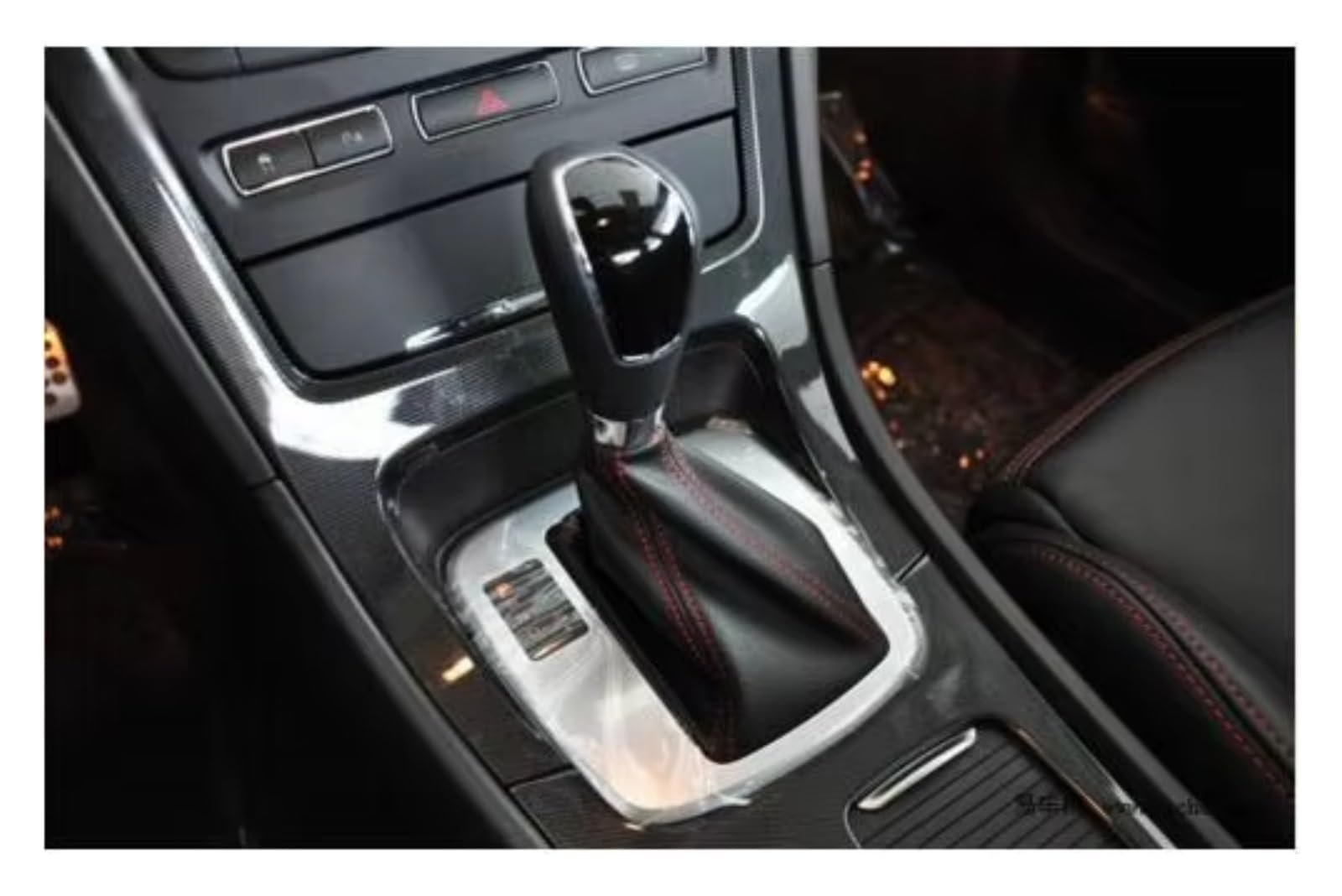Hillar Knob And Leather Car Gear Stick Knob For Mondeo Mk4 For S-Max Gear Handle Ball At Automatic Transmission Car Gear Shift Knob(Knob And Leather)