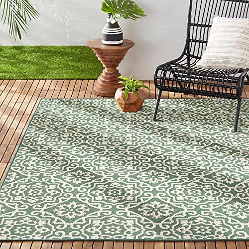 Nicole Miller New York Patio Country Danica Transitional Geometric Indoor/Outdoor Area Rug, Green/Beige, 7'9"x10'2"