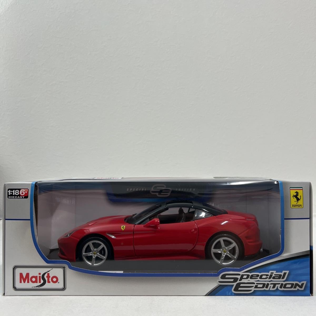 Amazon | 1/18 Ferrari California T Closed Top Red マイスト 