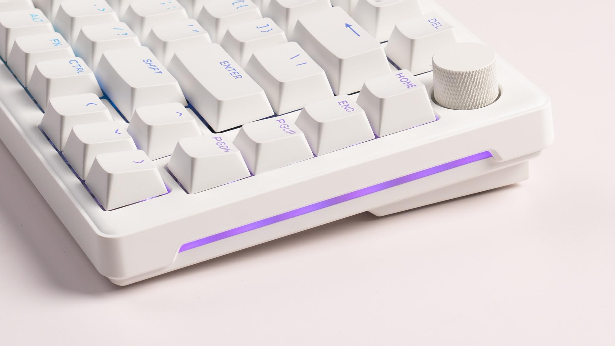 Keychron J2 Tastiera Meccanica Senza Fili 2.4GHz Bluetooth QMK 75% Layout RGB con Manopola, Interruttore Rosso Hot-Swap Compatibile con Mac Windows Linux per Gaming Office - Bianco