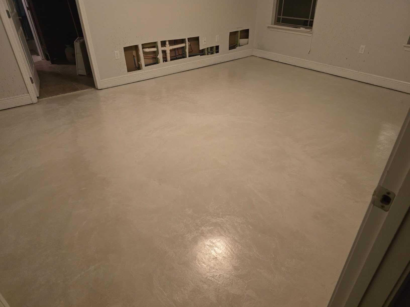 Microcement Overlay Surecrete Microtek One Coat Microcement Overlay for Concrete | White ...