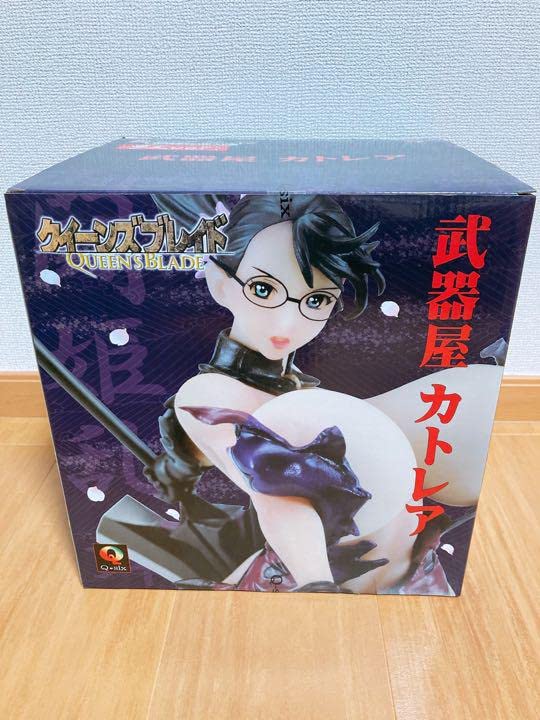 Amazon.co.jp: クイーンズブレイド 武器屋 カトレア 闘姫乱舞 紅Ver Q 