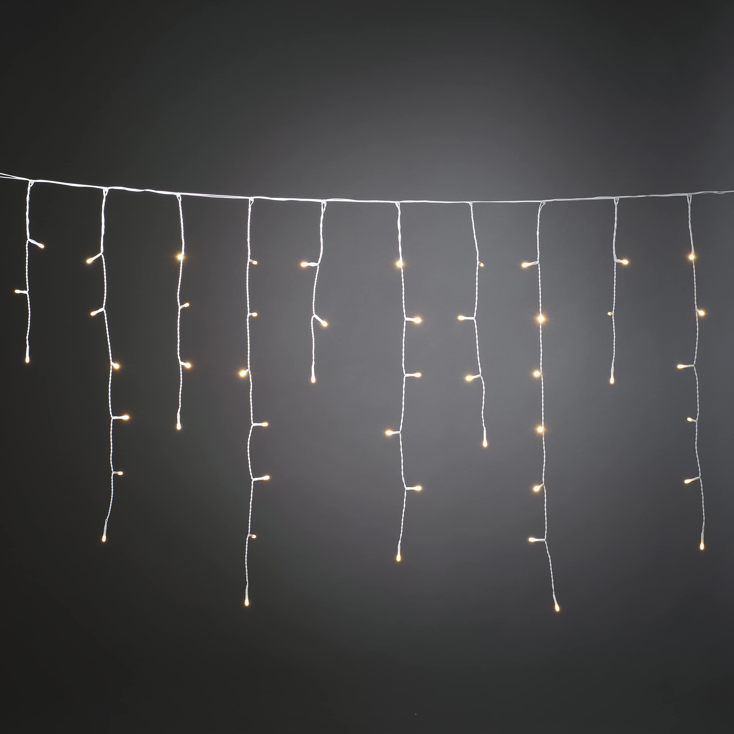 Konstsmide LED Eisregen Lichtervorhang, mit Lichtsensor und 6h und 9h Timer, gefrostet, 80 warm weiße Dioden, batteriebetrieben, Außen (IP44), weißes Kabel - 3739-132 (Packung mit 2)