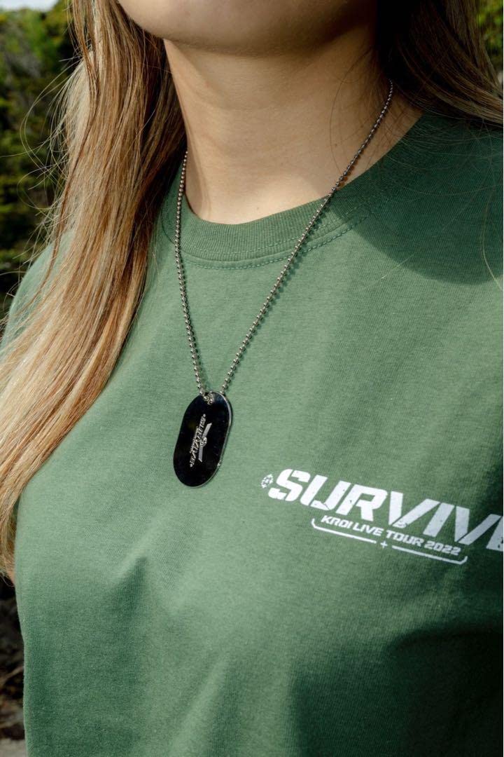 Amazon.co.jp: Kroi SURVIVE 公式グッズセット Tシャツ Mサイズ タオル 
