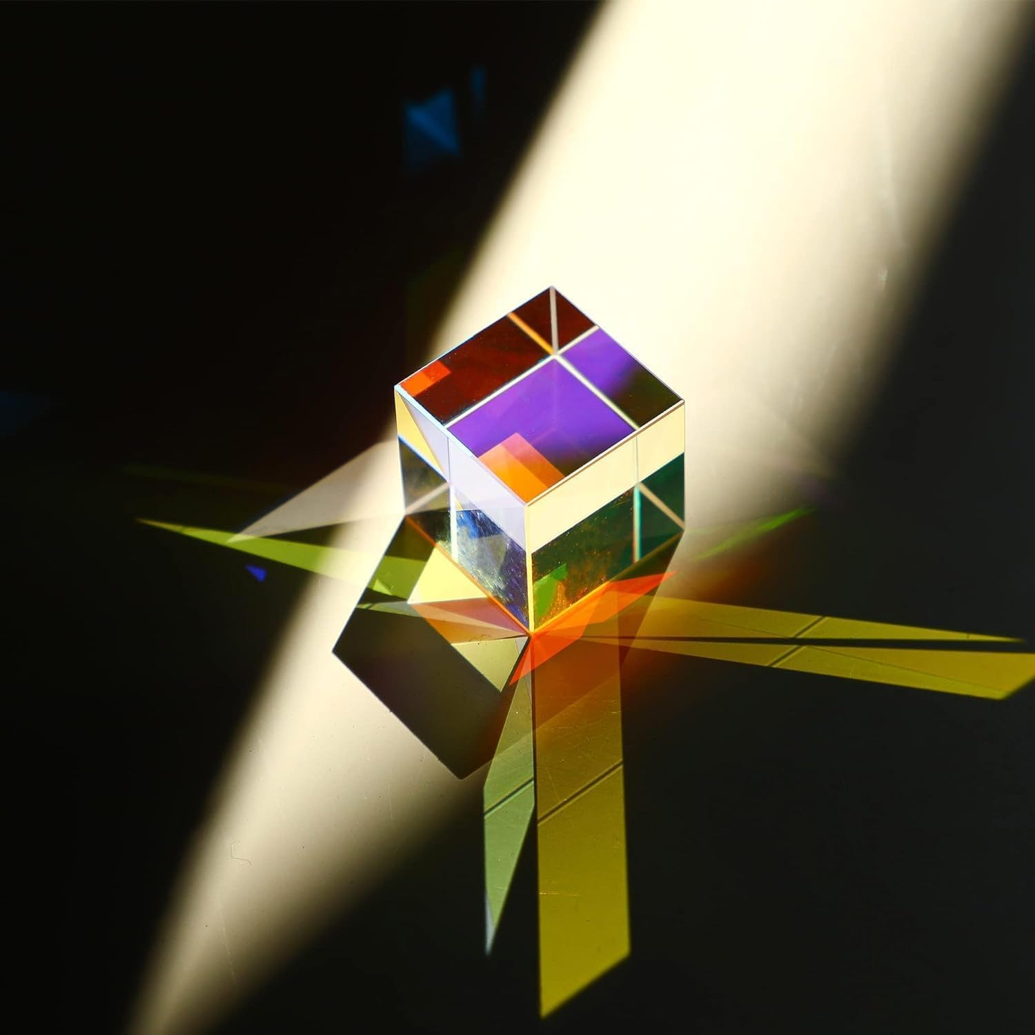 TERRIFI K9 Crystal Glass Prism Cube - 15 x 15 mm Optical Glass RGB Dispersion Prism X-Cube for Physics Teaching, Art Decor, Photography Props