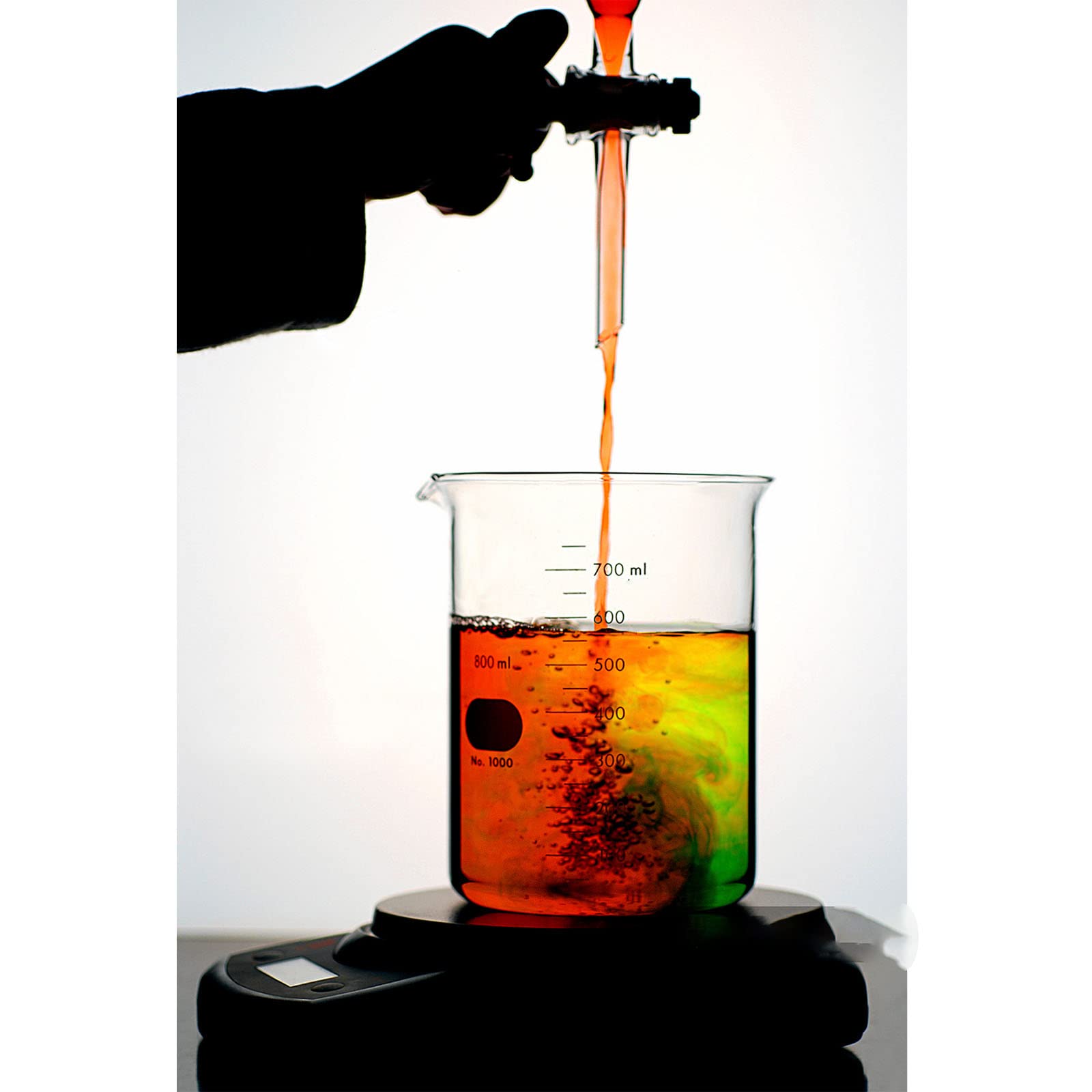 Juego de vasos de precipitados de cilindros de vidrio, 3 cilindros de medición graduados (10 ml, 25 ml, 50 ml) 3 vasos de laboratorio con escala (100 ml, 250 ml, 500 ml) + 2 cepillos de limpieza + 2