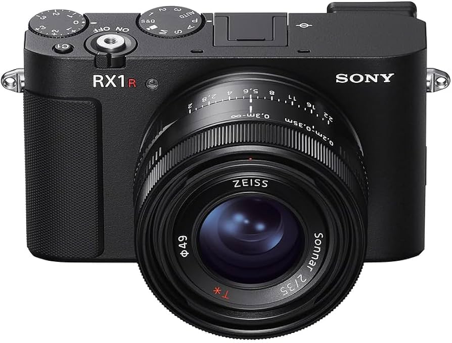【SONY】 DSC-RX1R おまけ付き RX1R(DSC-RX1R) 特長 : 優れた拡張性 | デジタルスチルカメラ Cyber