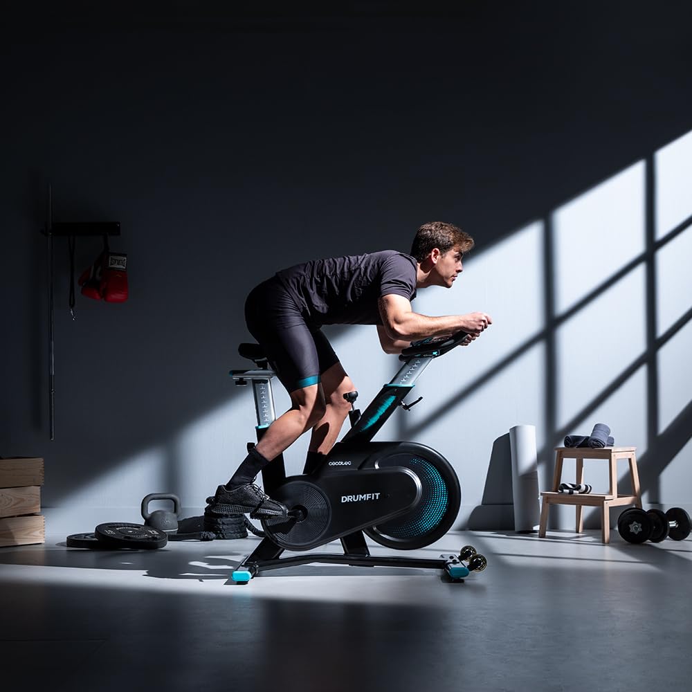 Cecotec Bicicletta Indoor DrumFit Indoor 7000 Magno Connected Resistenza Magnetica, Connettività Bluetooth, Design Compatto, Sella e Manubrio Ergonomici e Regolabili, Display LCD