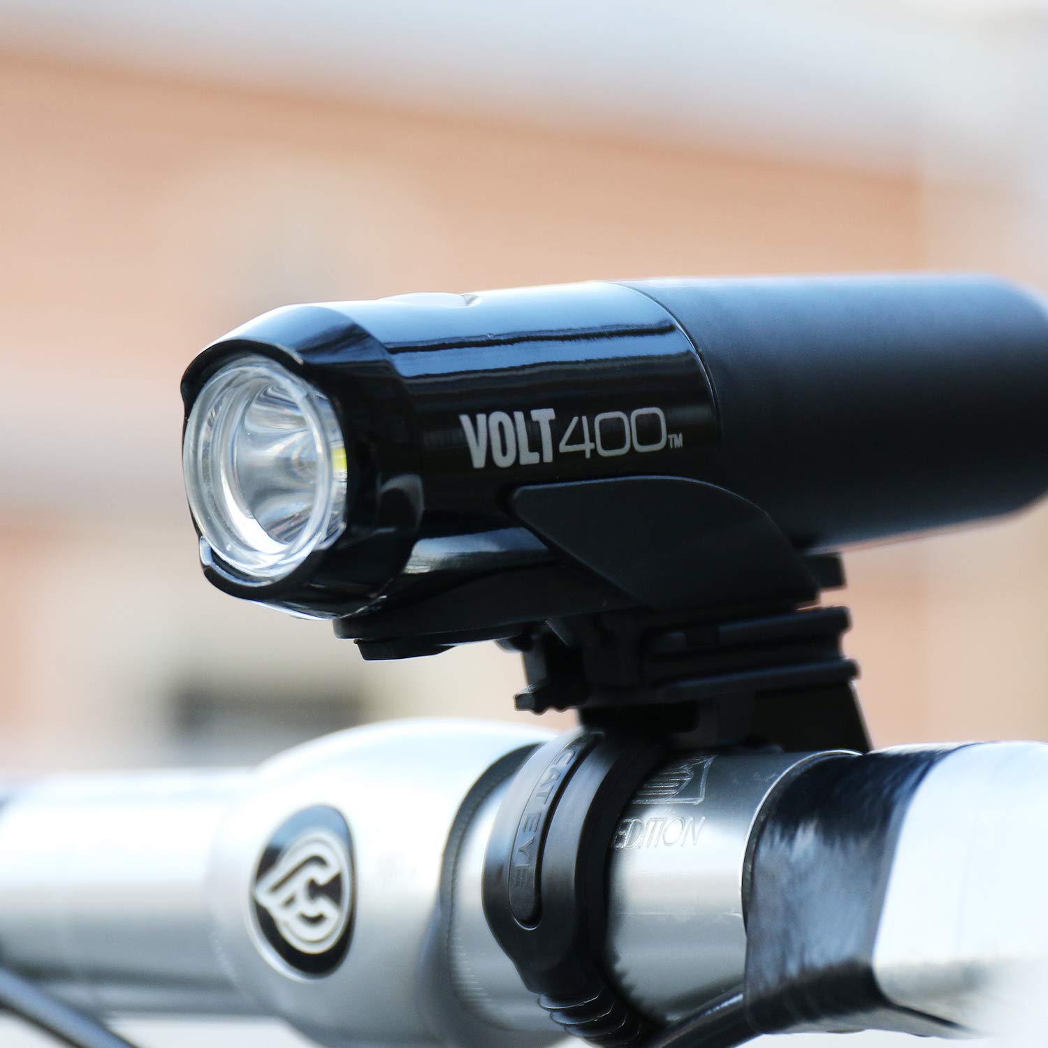 Amazon | キャットアイ(CAT EYE) 自転車用LEDライト VOLT400 （400