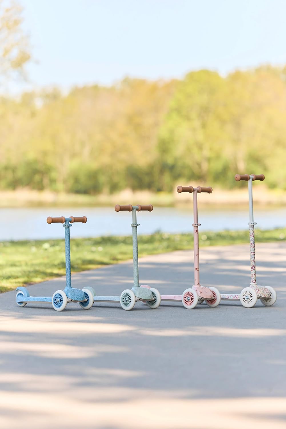 Little Dutch Kinder Scooter - Stabiler Roller - Höhenverstellbarer Cityroller - Sportlicher Kinderroller - Tretroller mit 3 Rädern - für Mädchen von 3-5 Jahre - bis zu 50 kg - Fairy Floral - pink