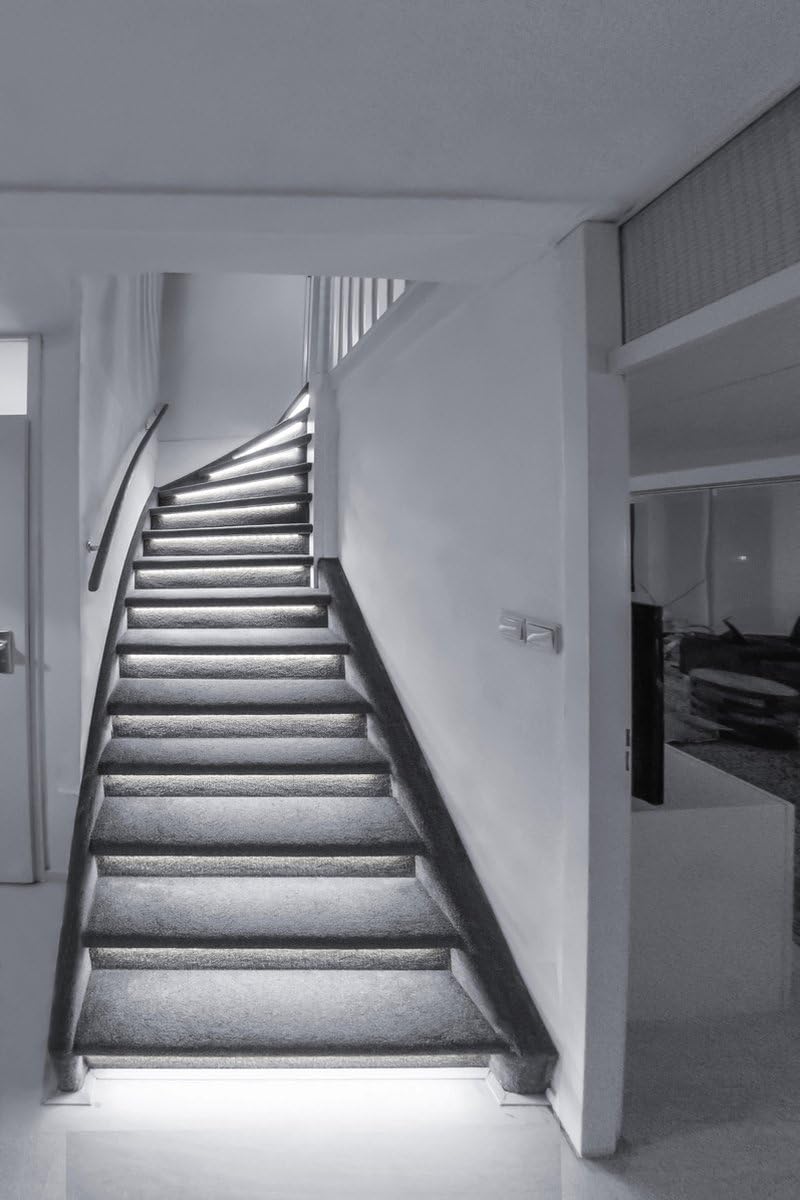 Proventa LED Treppenstufenbeleuchtung mit Dimmer – Komplettset für 15 Stufen, 4000K neutralweiß, Stufenlicht mit Steckverbindung, LED Lichtleisten Treppe für Innen, energiesparende Stufenbeleuchtung