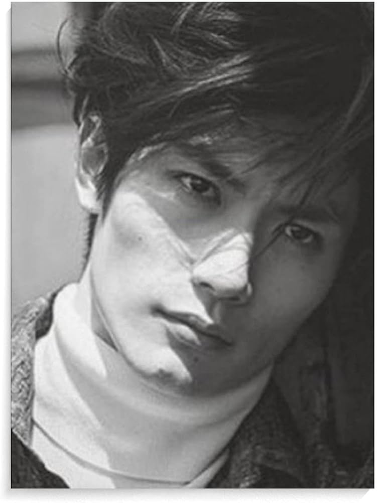 Amazon.co.jp: 三浦春馬 掛け絵 ポスター アートパネル 壁掛け 飾り絵