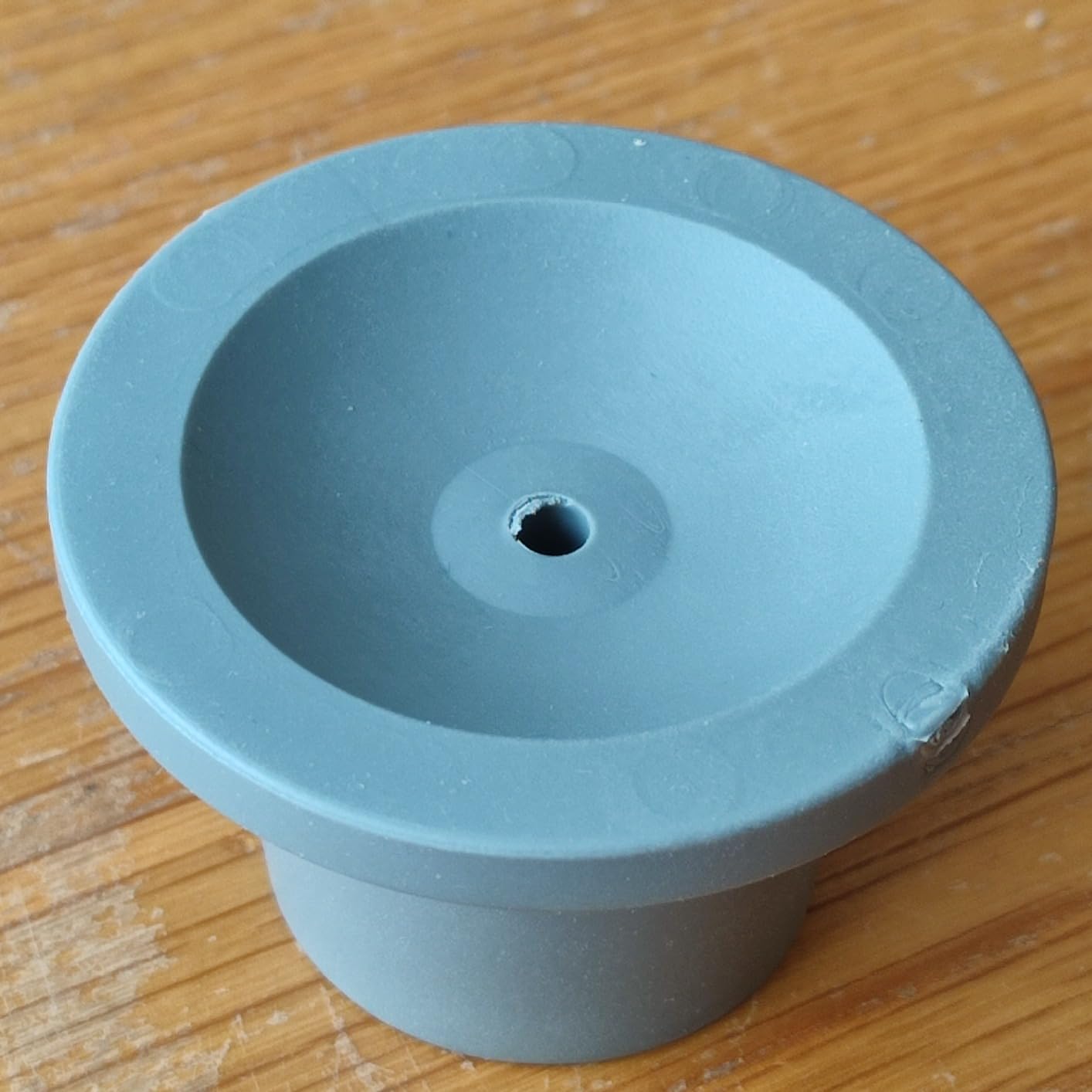 PEPE Non Slip Rubber Feet Shower Stool (tube 28 mm, x4 counts