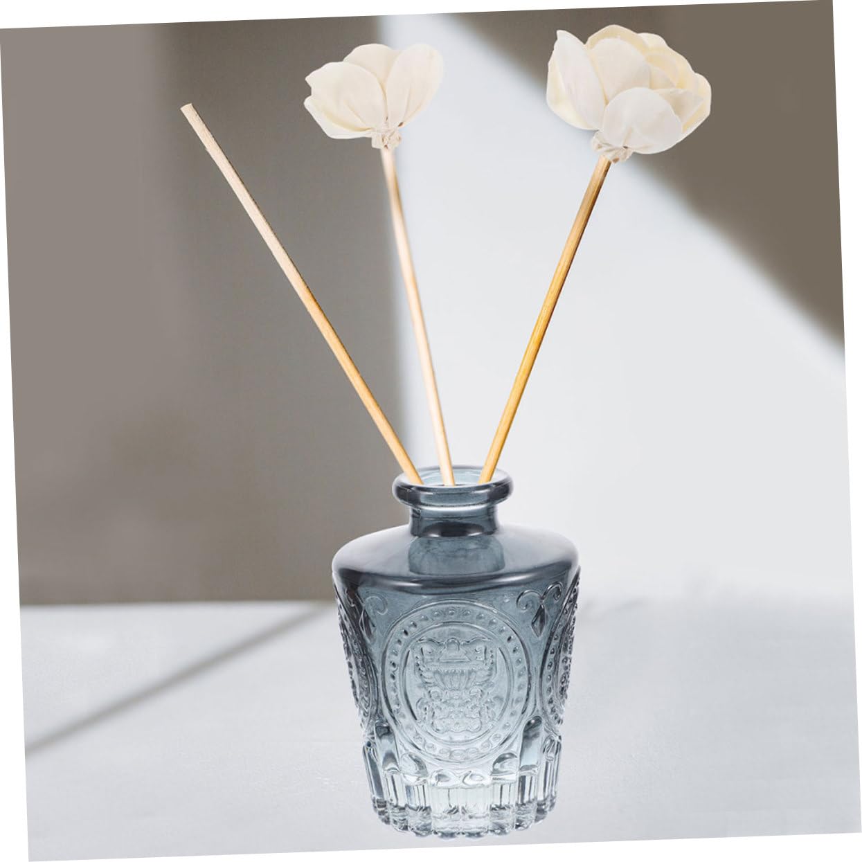 SOLUSTRE 4 Stück Glas Aromatherapie Diffuser Flaschen Graue Duftflaschen für Ätherische Öle Nachfüllbare Raumduft Behälter Elegantes Design für Haushalt und Dekoration