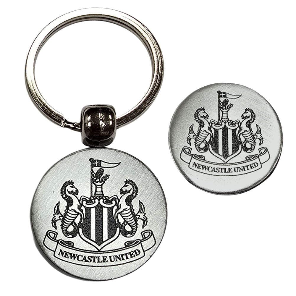 Newcastle United FC Antique Crest Keyring and Badge Set, Metal Alloy with Antique Silver Finish, Official Licensed Product