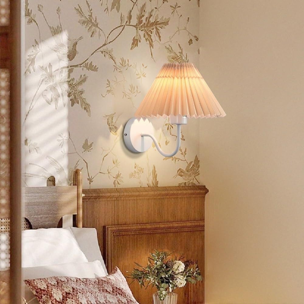 TONFON Pleated Fabric Wall Lamp Contemporary Classic Vanity Wall Sconce Bedside Stairway Wall Mounted Lamp for Bedroom Living Room Study Room Dining Room Hallway Stairs Hall Restaurant(White)