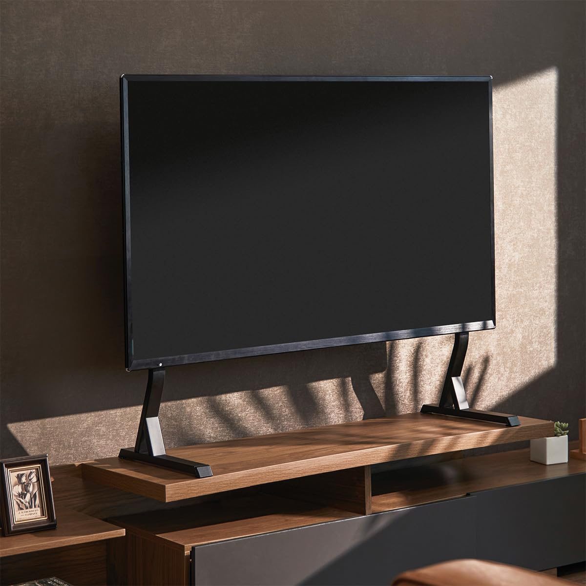 LogiLink BP0200 - Supporto per TV/monitor per 45-90", altezza regolabile, portata max. 60 kg