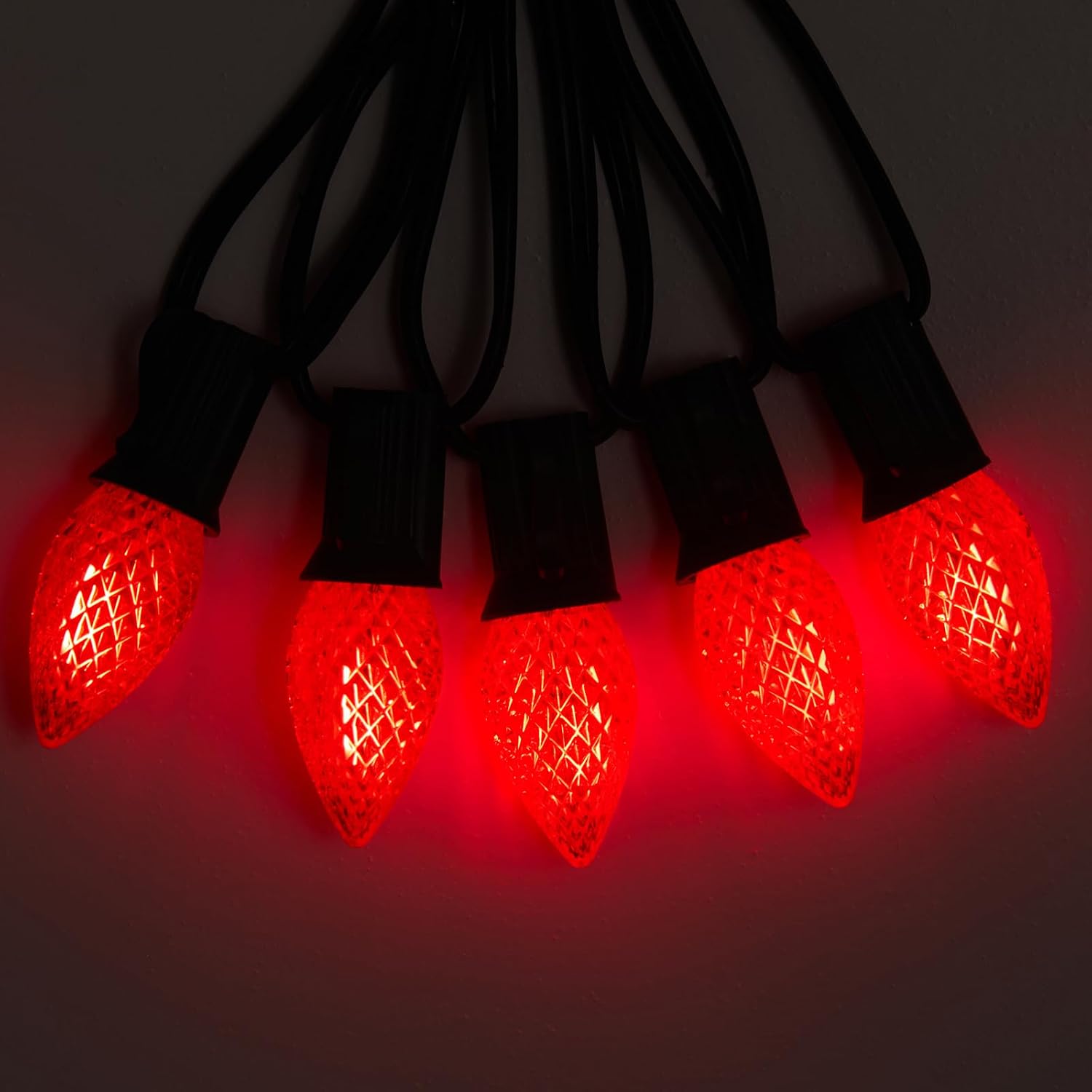 Minetom 25 Pack C7 Led Christmas Lights Bulb, Shatterproof Led Bulb for Outdoor String Lights, E12 Base, Commercial Grade Red Bulbs