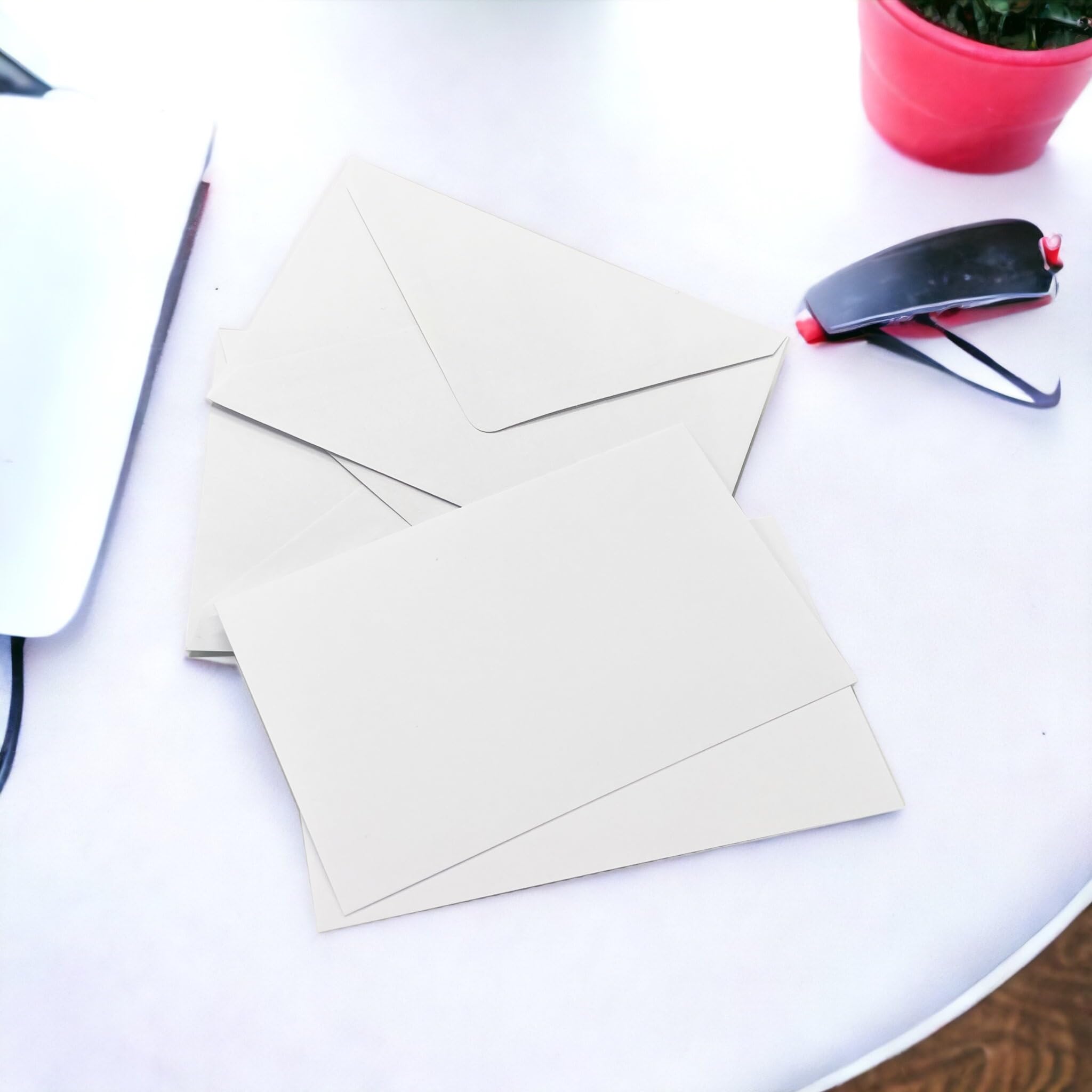 25 Biglietti Bianchi Con Buste – Cartoncino Pesante 10,8 X 14 Cm – Per Inviti, Biglietti Di Ringraziamento E Cancelleria – Stampabili