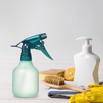 Rayson Empty Spray Bottle Refillable Container, Fine Mist Sprayer Trigger Squirt Bottle for Taming Hair, Hair styling, Watering Plants, Showering Pets (1 Pack, Green)
