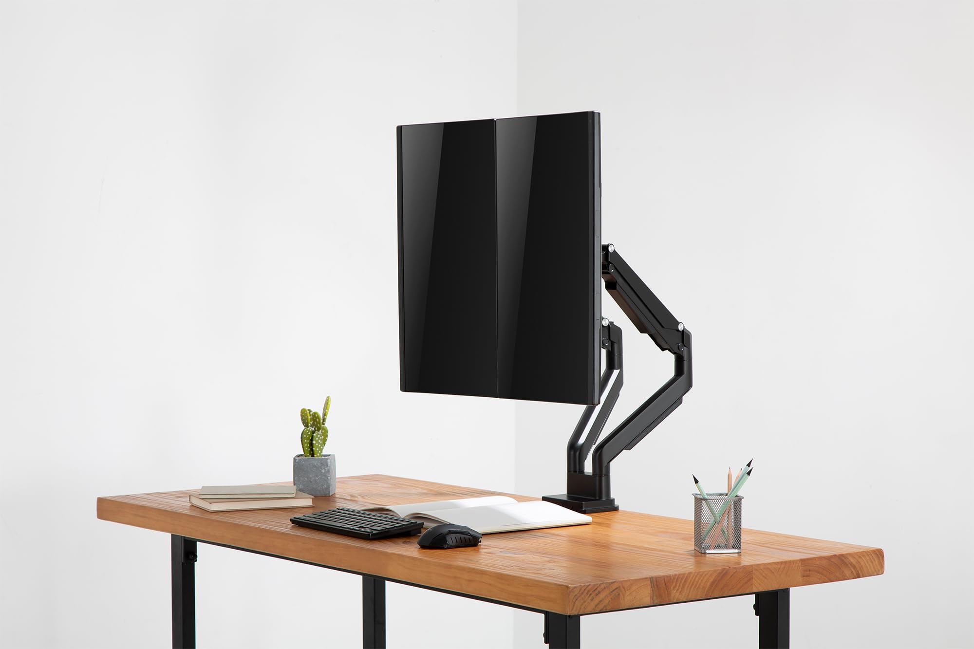DIGITUS Universal Dual Monitorhalter mit Gasdruckfeder und Klemmbefestigung Schwarz
