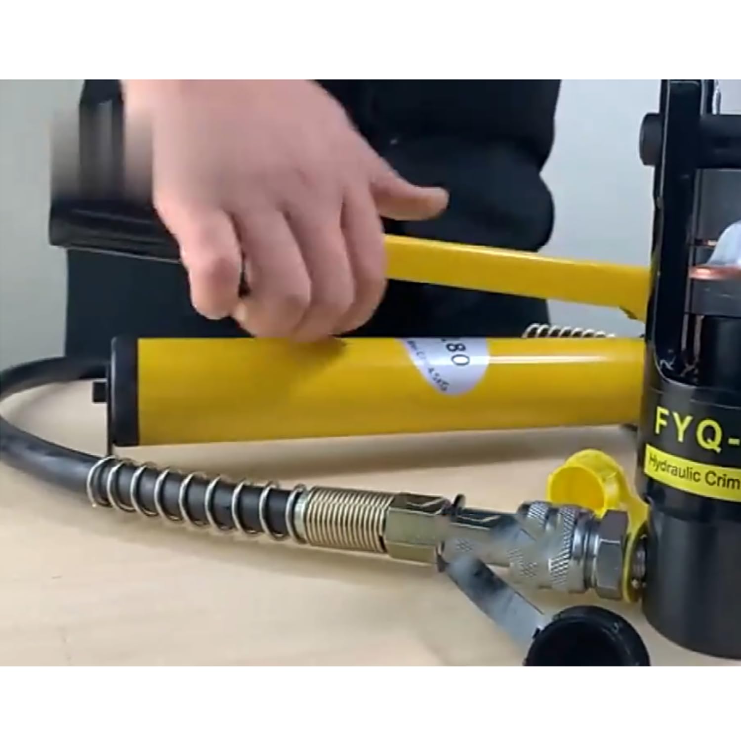 Hydraulikpumpe CP-180, 60 MPA Ölspeicherkapazität 350CC Handbuch Hydraulikpumpe, TOOSOAR Tragbar Kompakt Hydraulikpumpe für Gebäude und Brücken, Maschinenbau