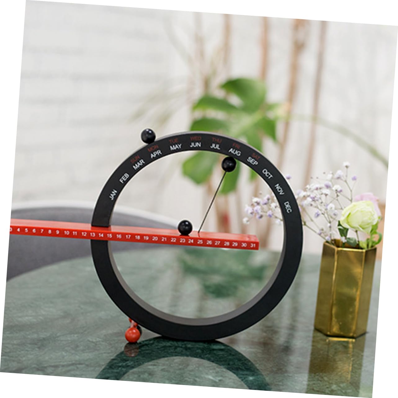 STOBOK Magnetischer Tischkalender Kugelkalender mit Manueller Schaltung Langlebiges Material Schreibtischkalender für Wohnzimmer Schlafzimmer Arbeitszimmer Ornament (Schwarz und Rot)