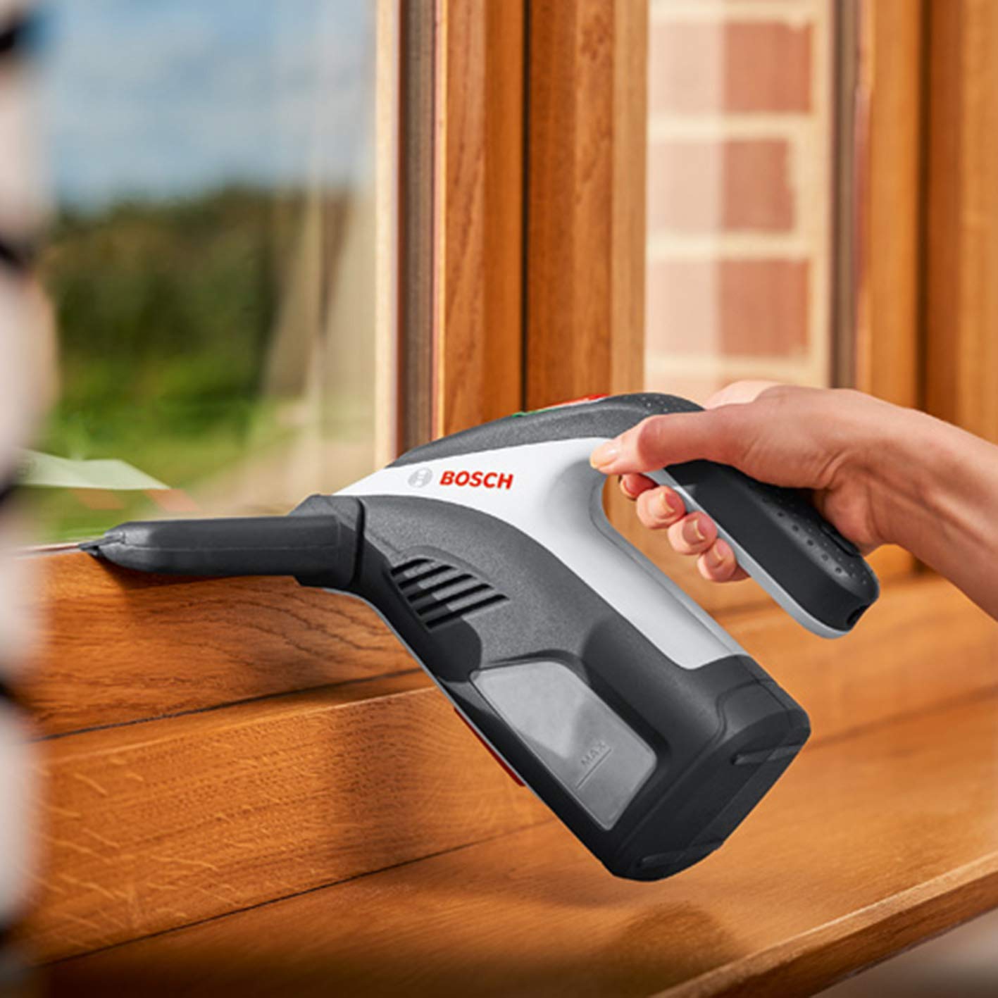 Amazon.co.jp: ボッシュ（BOSCH）: 窓用バキュームクリーナー