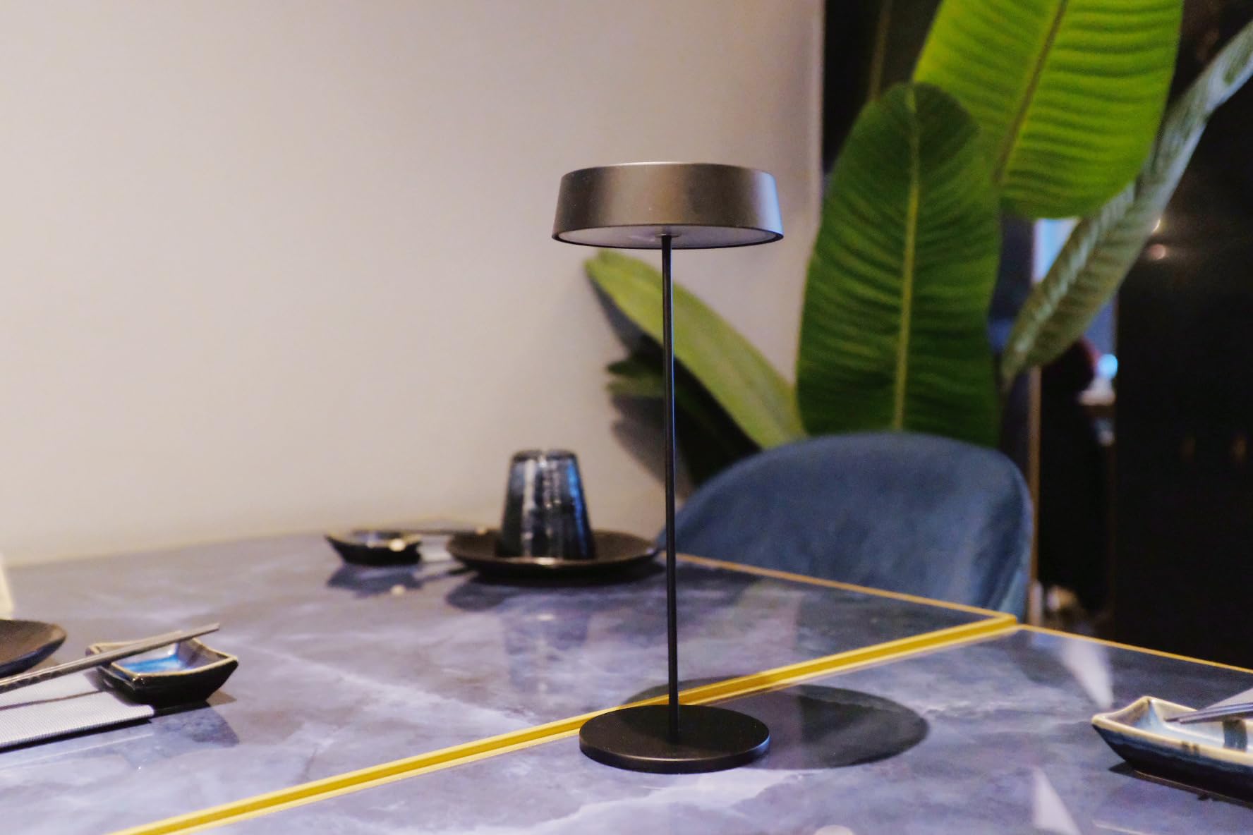 Palmina 901,lampade da tavolo senza fili,lampade da tavolo ricaricabili E Dimmerabile In Alluminio,abat jour senza fili 4400mah,Protezione IP54,luce da tavolo esterno/Interno/Nero