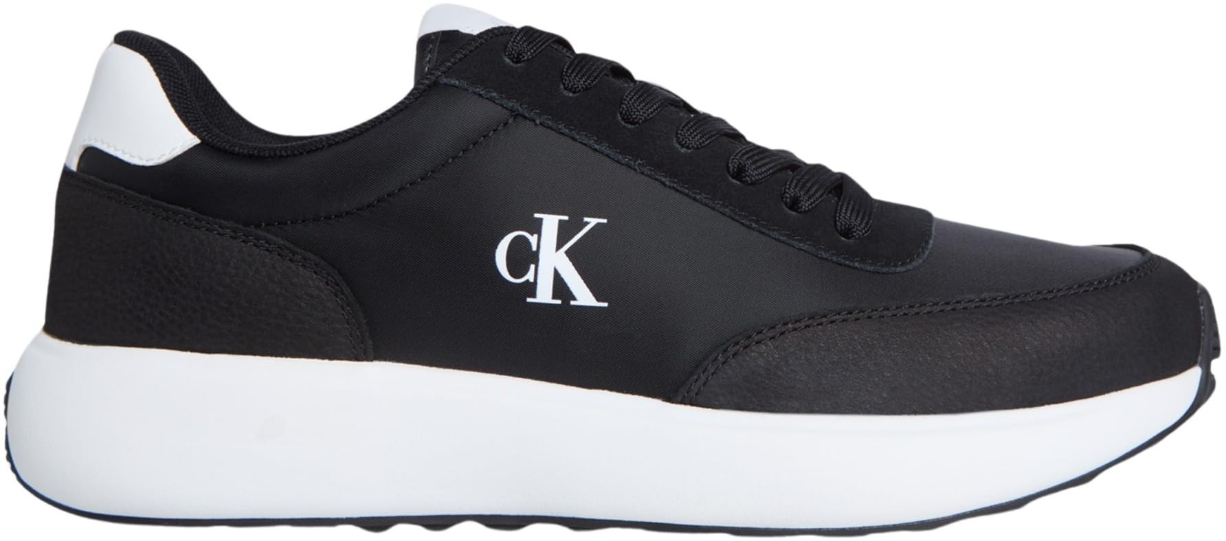 Schuhe von Calvin Klein & Tommy Hilfiger