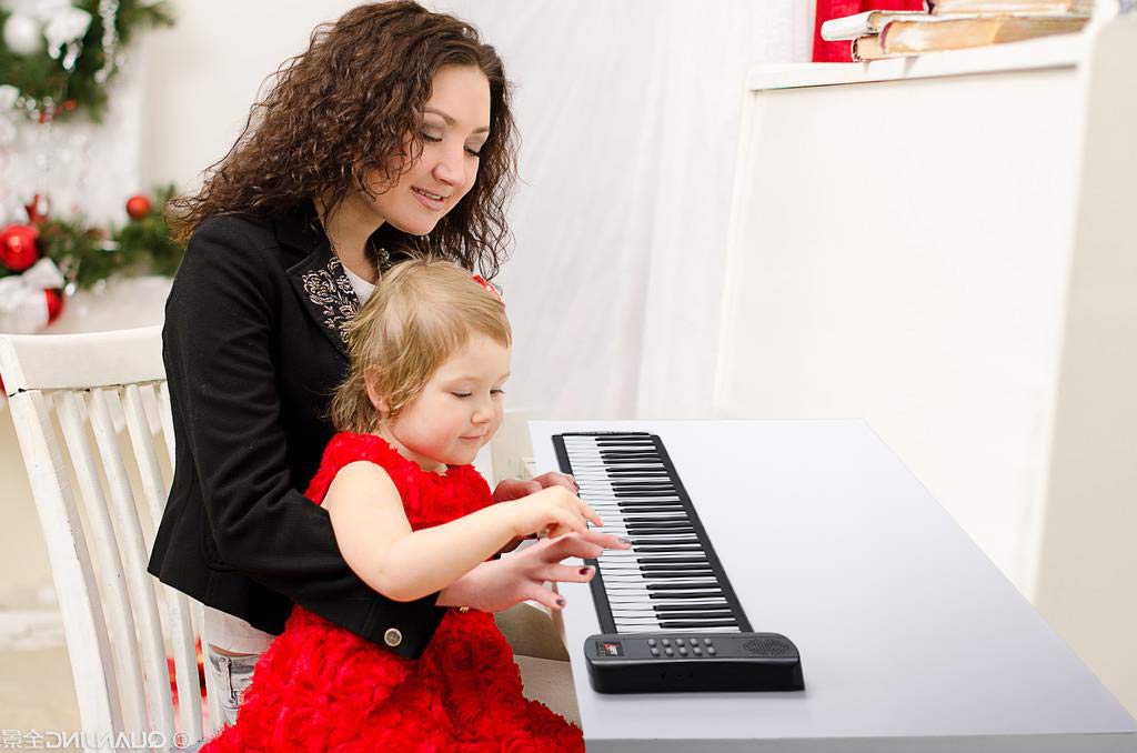 Piano Enrollable Portátil 61 Teclas, Teclado Digital de Silicona Flexible, Piano Electrónico MIDI Con USB Para Niños