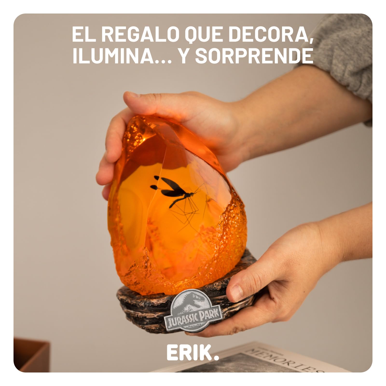 Lampara Jurassic Park Ambar, Jurassic World rebirth - Lampara escritorio Gaming o de Mesita Noche con USB o Pilas - Figura Dinosaurio con LUZ tenue para Decoración habitación : Regalo para Fans