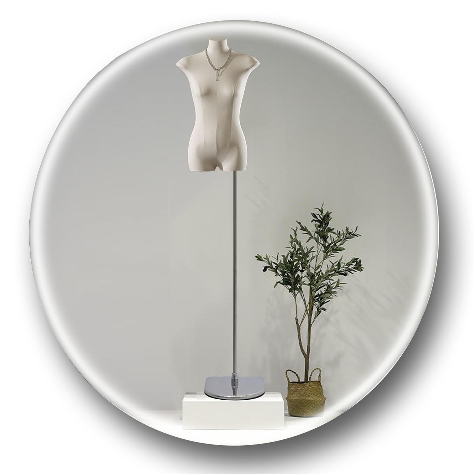 Buste mannequin de vitrine réglable pour valoriser les défilés de mode