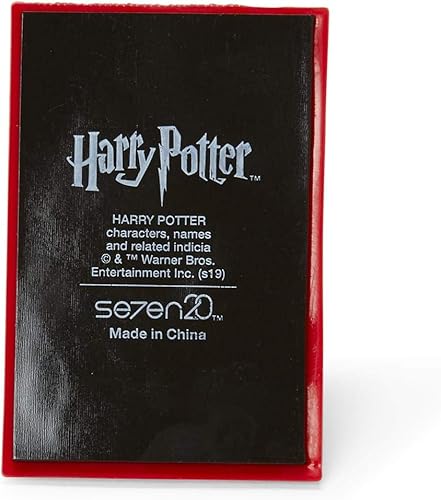 Miniatura 4 de Harry Potter Hogwarts House Gryffindor - Imán de PVC de 3 pulgadas con bandera, Griffin y lema - Refrigerador de cocina, armario escolar, imanes de