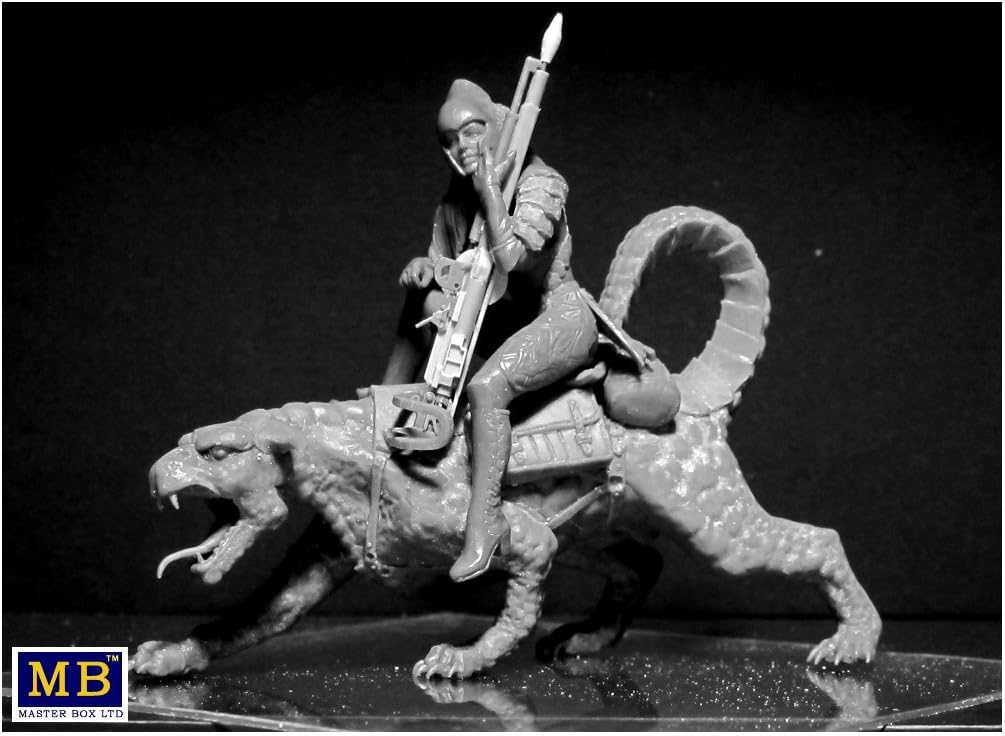 WORLD OF FANTASY KIT №2 1/24 MASTER BOX 24008 NEW MODEL 2016