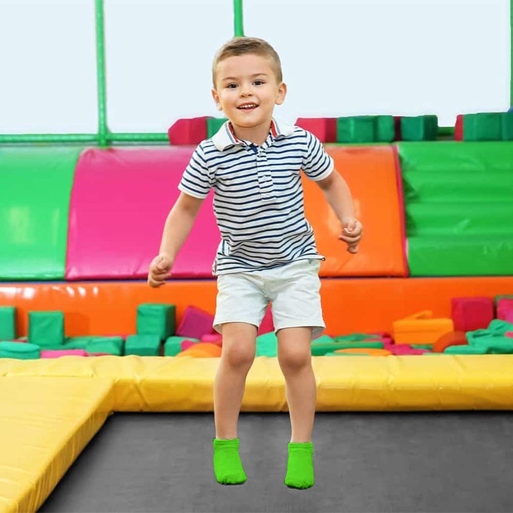 GRPSKCOS Kids Non Slip Trampoline Socks Anti-Skid Sticky Grips Indoor Breathable Socks 4 Pairs for Children Teenagers (01 Black+Purple+Blue+Green, 2-5T)