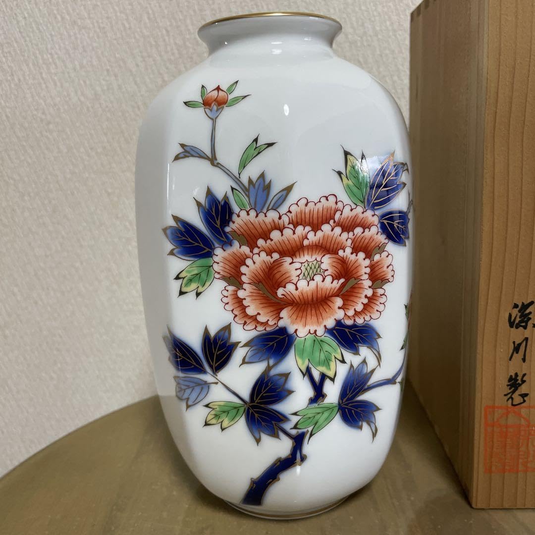 深川製磁 花瓶 陶器 木箱付き Amazon.co.jp: 深川製磁 花瓶 陶器製 花柄 木箱付き : ホーム＆キッチン