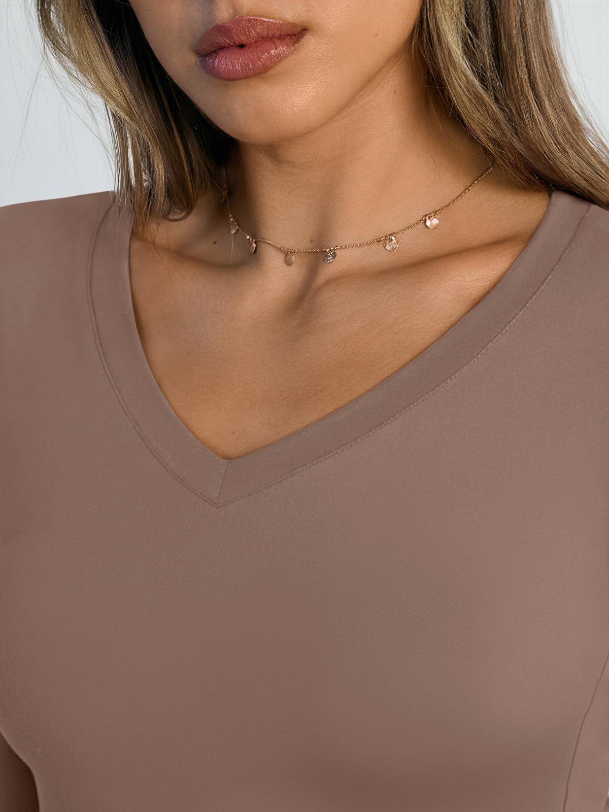 Trendy Queen Long Sleeve Shirts for Women 2025 Fall Fashion V Neck Basics Crop Tops Slim Fitted Y2K Tops Outfits Clothes