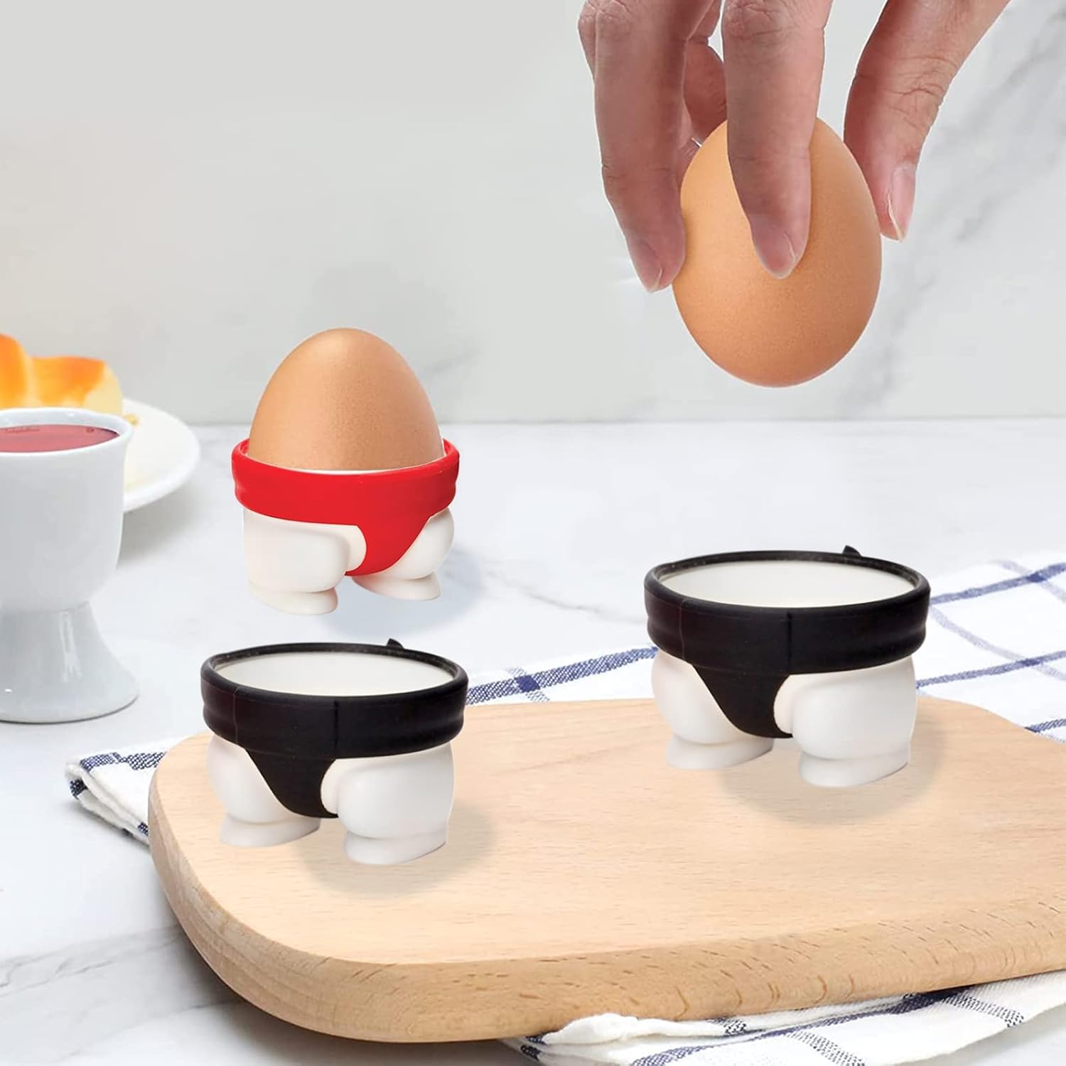 we3 Funny Design Sumo Egg Cup Set Red and Black 2-Piece for Hard or Soft Boiled Eggs 1