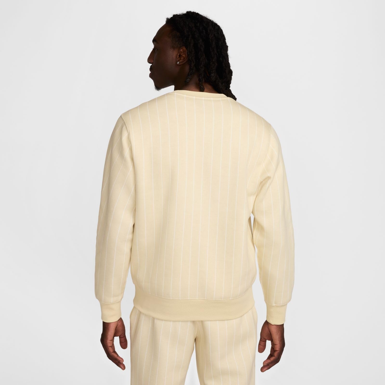 NIKE Men's Club Sweatshirt