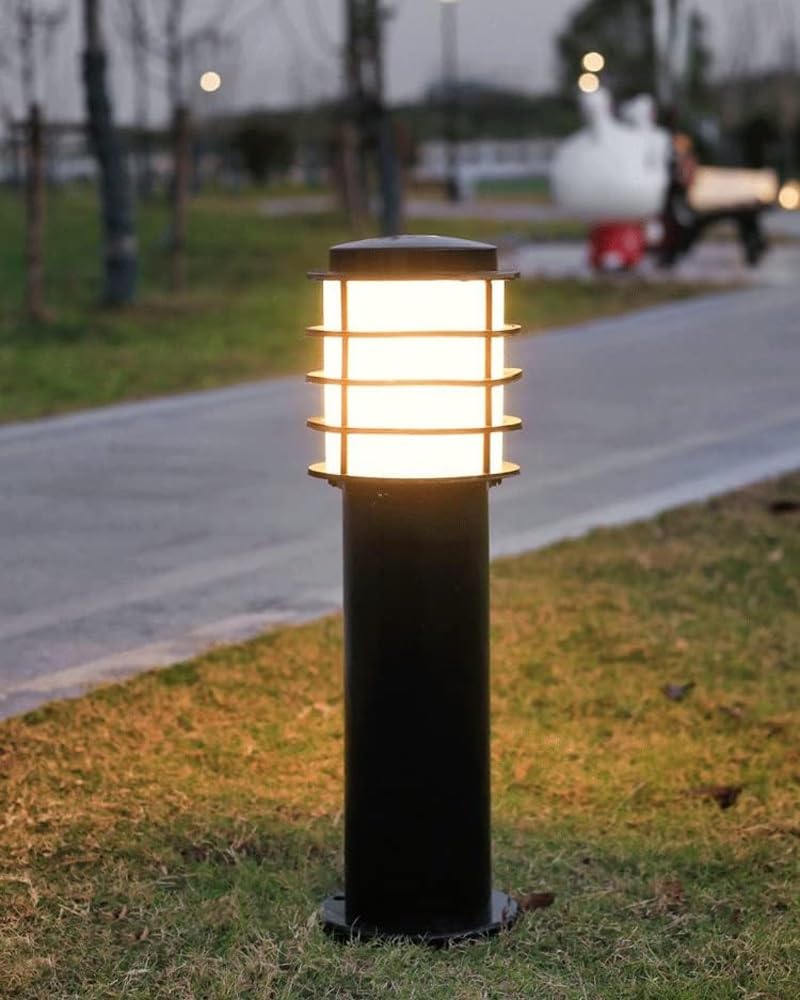 Generico European Pillar Lantern