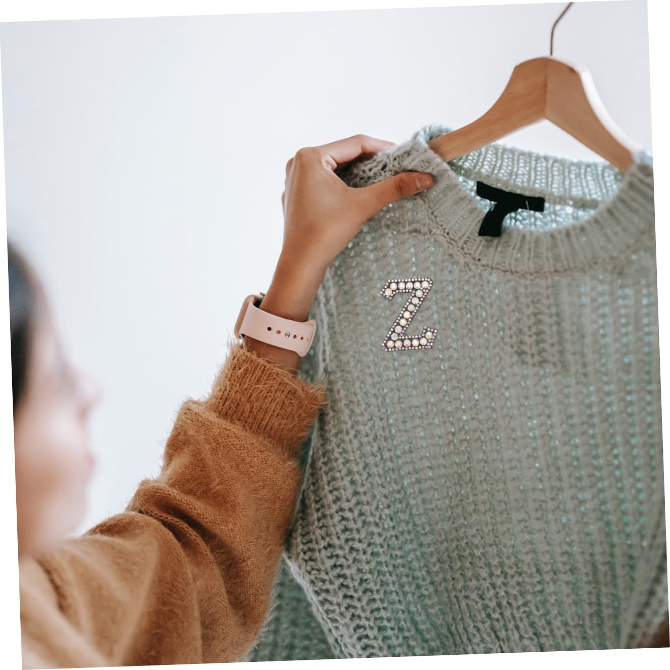 Housoutil 2 Set Toppe Termoadesive Con Strass Per Decorare Abbigliamento Borse E Scarpe Per Riparazioni E Progetti Fai Da Te 26 Pezzi*2