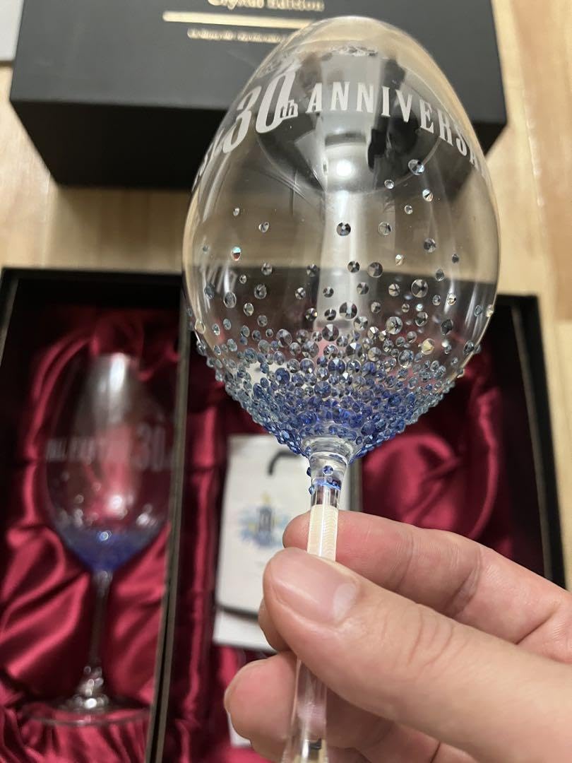 Amazon | FF 30th ANNIVERSARY ワイングラスのみ | ノーブランド