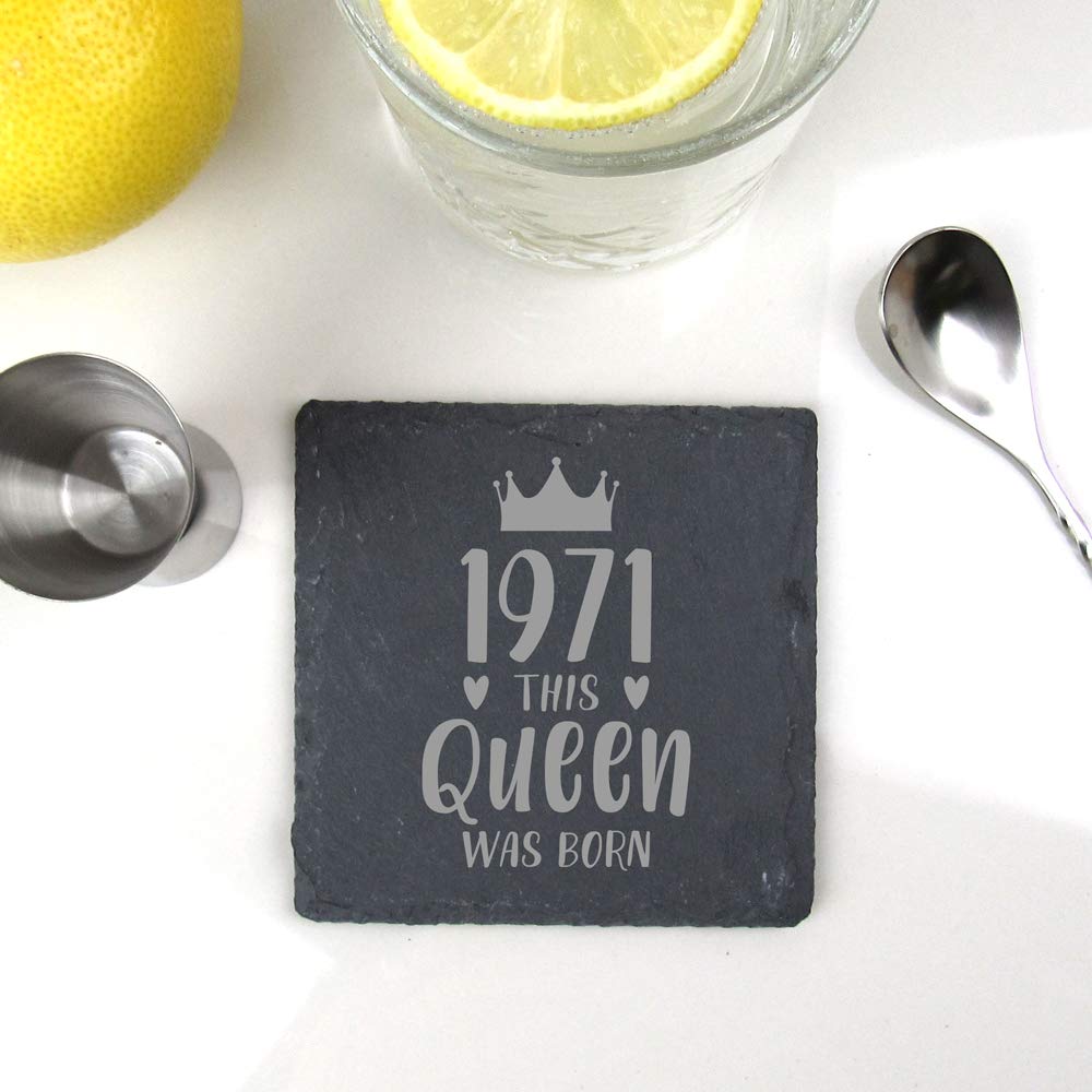eBuyGB Drinks Mat, Placemat Engraved Square Coaster-1971 This Queen was Born Design-50th Women, Her-Fiftieth Birthday Gift for Mum, Slate
