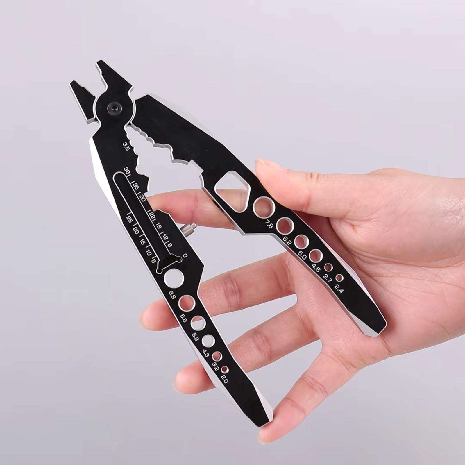 RC Strumento Smontaggio per Ricambi Universali Auto RC 7 in 1 Pinza per Ammortizzatori in Lega Alluminio Stazione Saldatura Chiave per Auto RC Modelli RC Strumento Riparazione per Giocattoli
