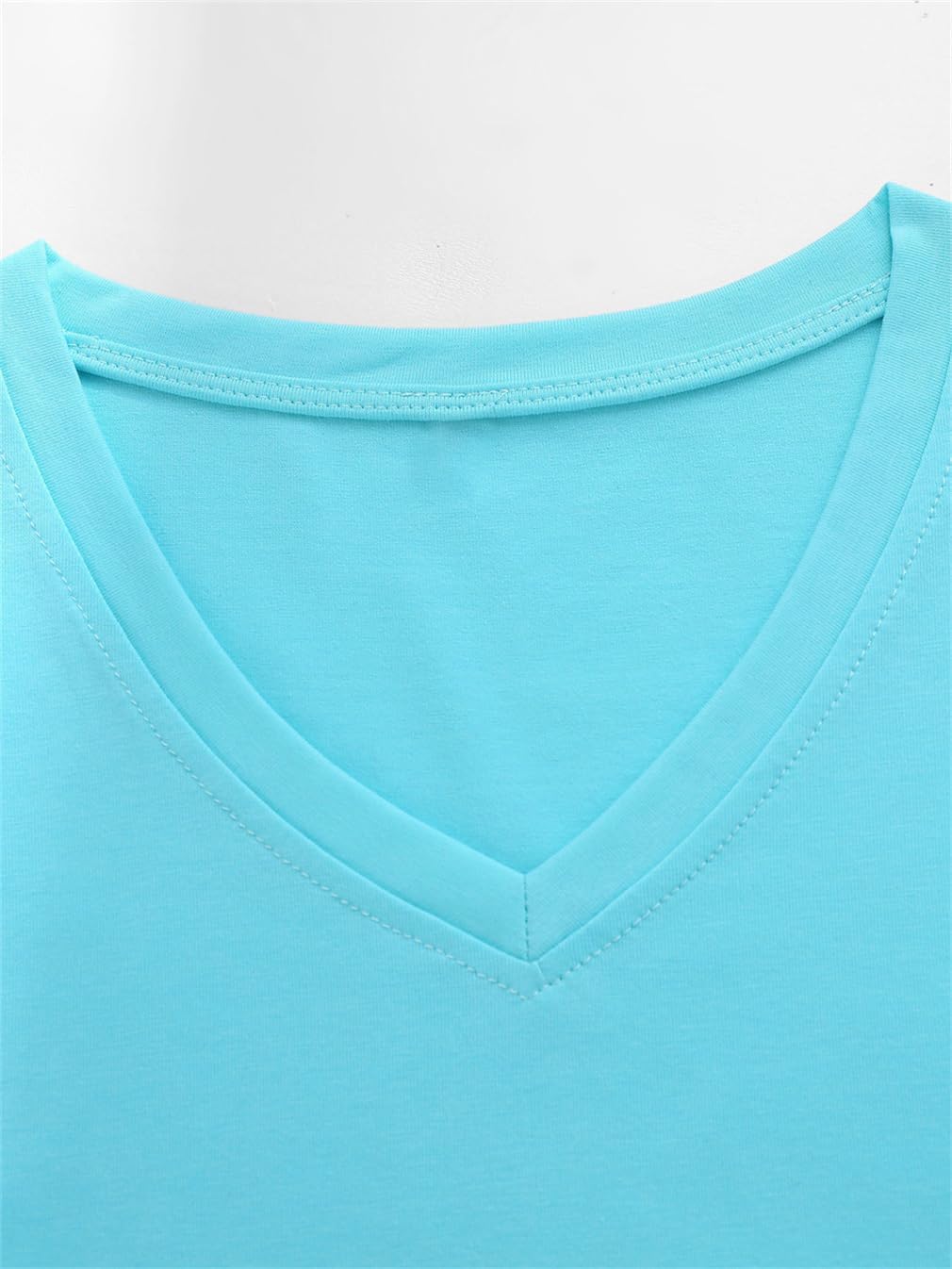 Girls Trip Shirt for Women 2026 Graphic V-Neck Summer Vacation Beach Shirts Besties Travel Weekend Matching T-Shirt - Image 5