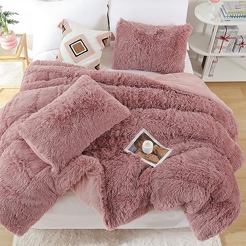 Smoofy Fluffy Queen Comforter Set, Faux Fur Comforter Set Queen Size, Luxury Fuzzy Bedding Set, Soft Shaggy Bed Set for All Season, 3 Pieces - 1 Comforter & 2 Pillowcases, Violet Pink
